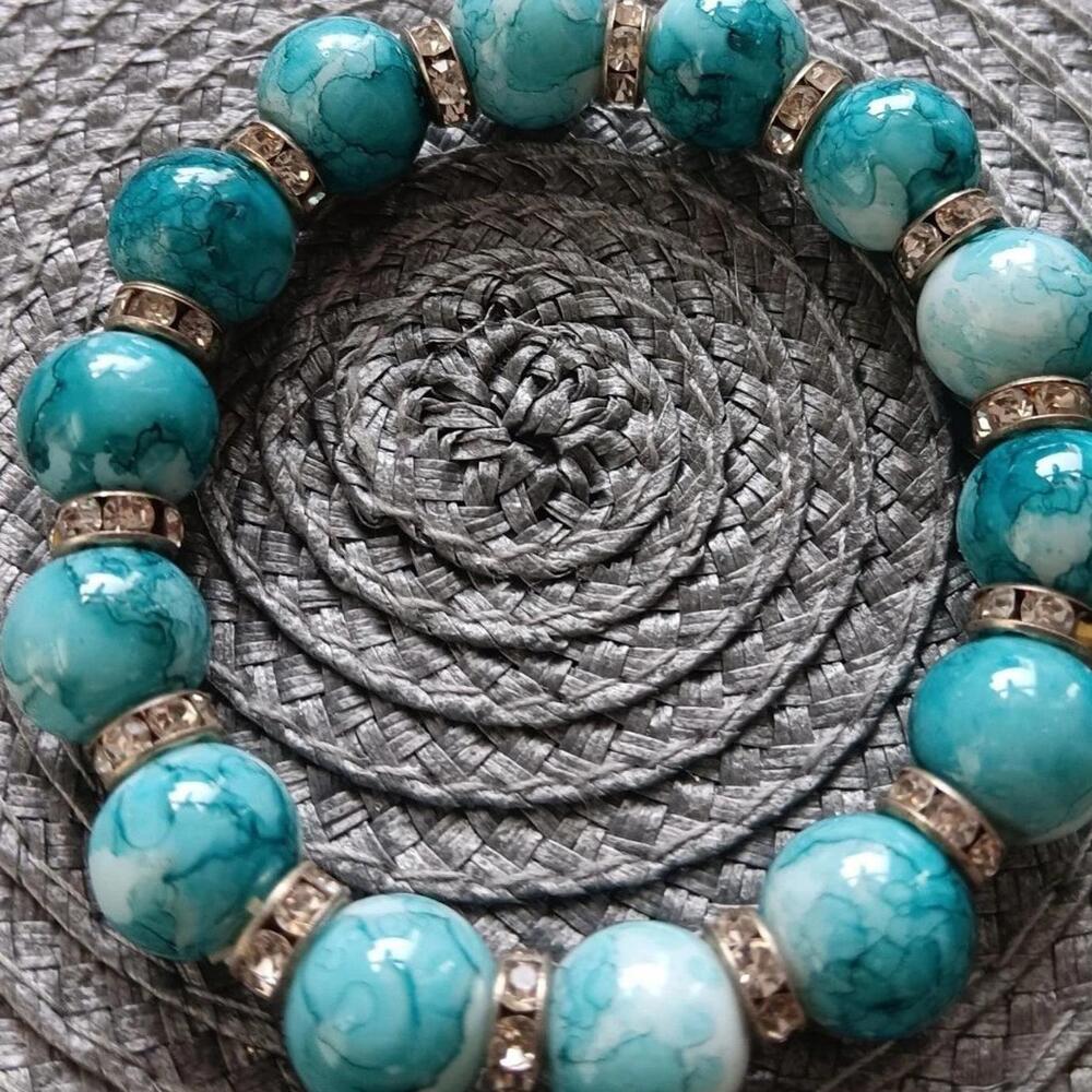 Ruby Rd. Blue Earrings & 2 Blue Bead Stretch Bracelets - Picture 5 of 9